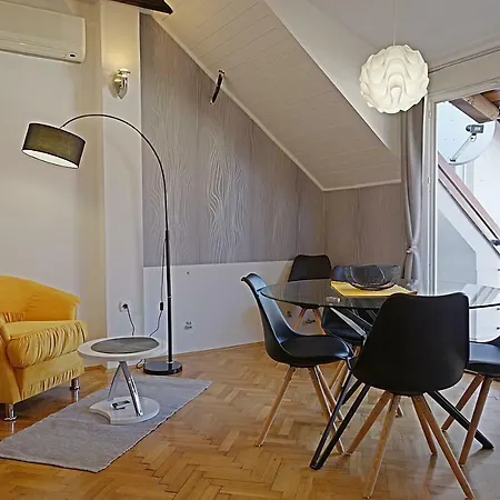 Apartman Studio Sonas 3 With Free Private Parking Karlovac Buitenkant foto